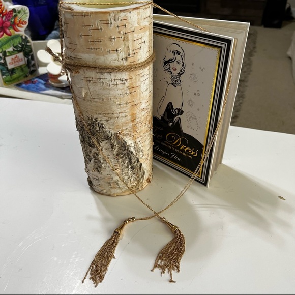 ANN PAIGE Gold Long Double Tassel Necklace • New - Picture 4 of 5